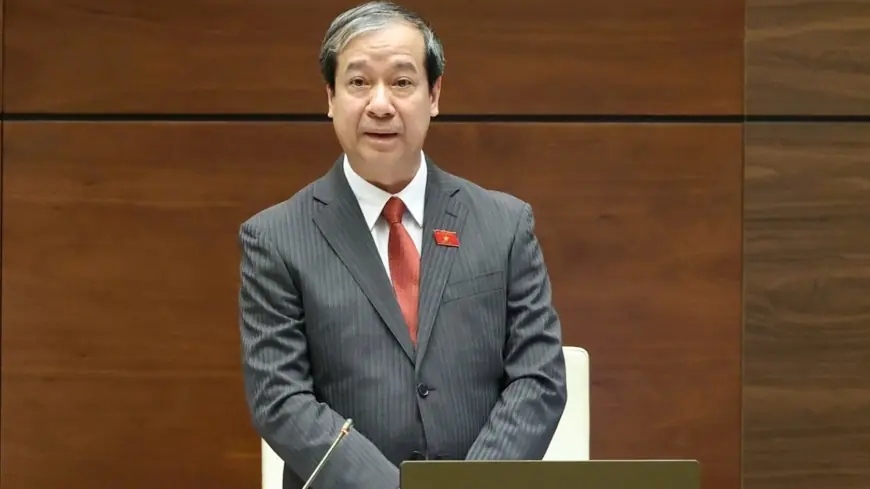 Thuế, đất đai và giáo dục làm nóng nghị trường Quốc hội